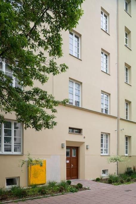 Charming Apartment In Calm And Central Area Krasków Exterior foto